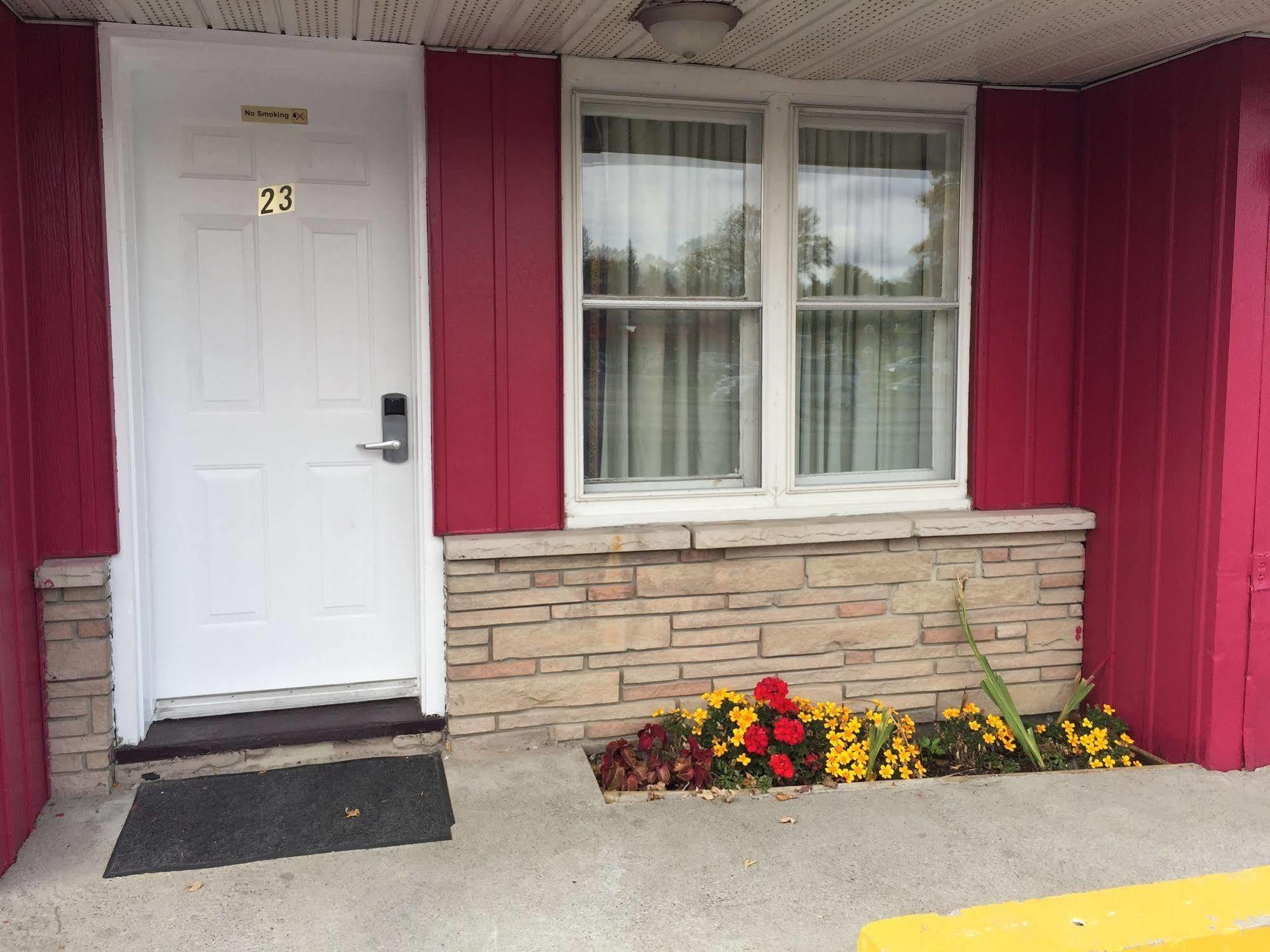 Stardust Motel Ottawa Exterior photo